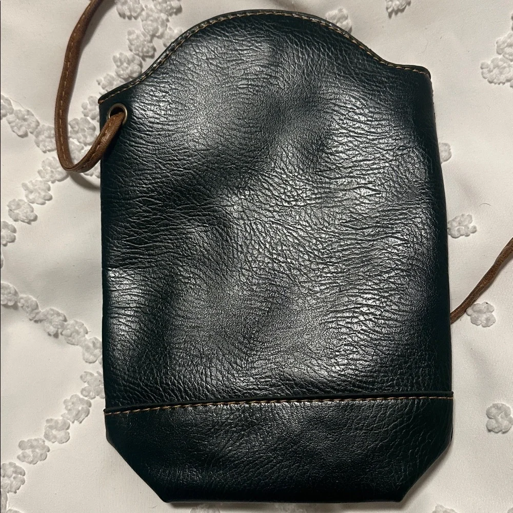 Heroing small green leather crossbody bag. Good used condition - Picture 4 of 6